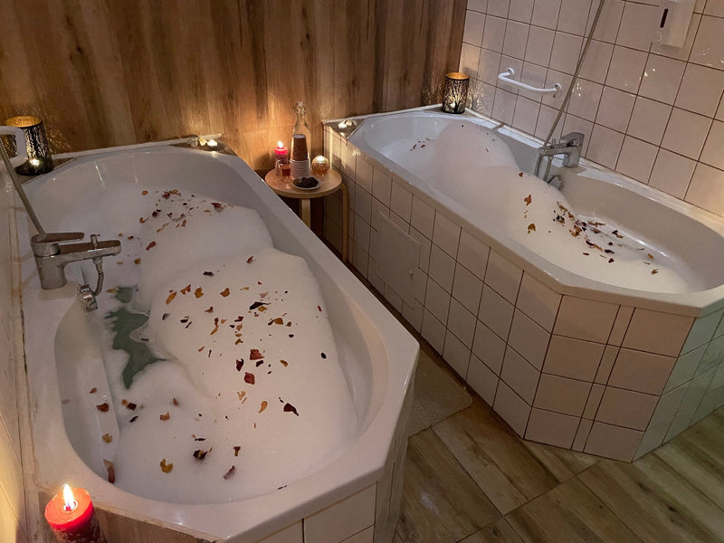 ТОПЛИ И ГОРЕЩИ ВАНИ